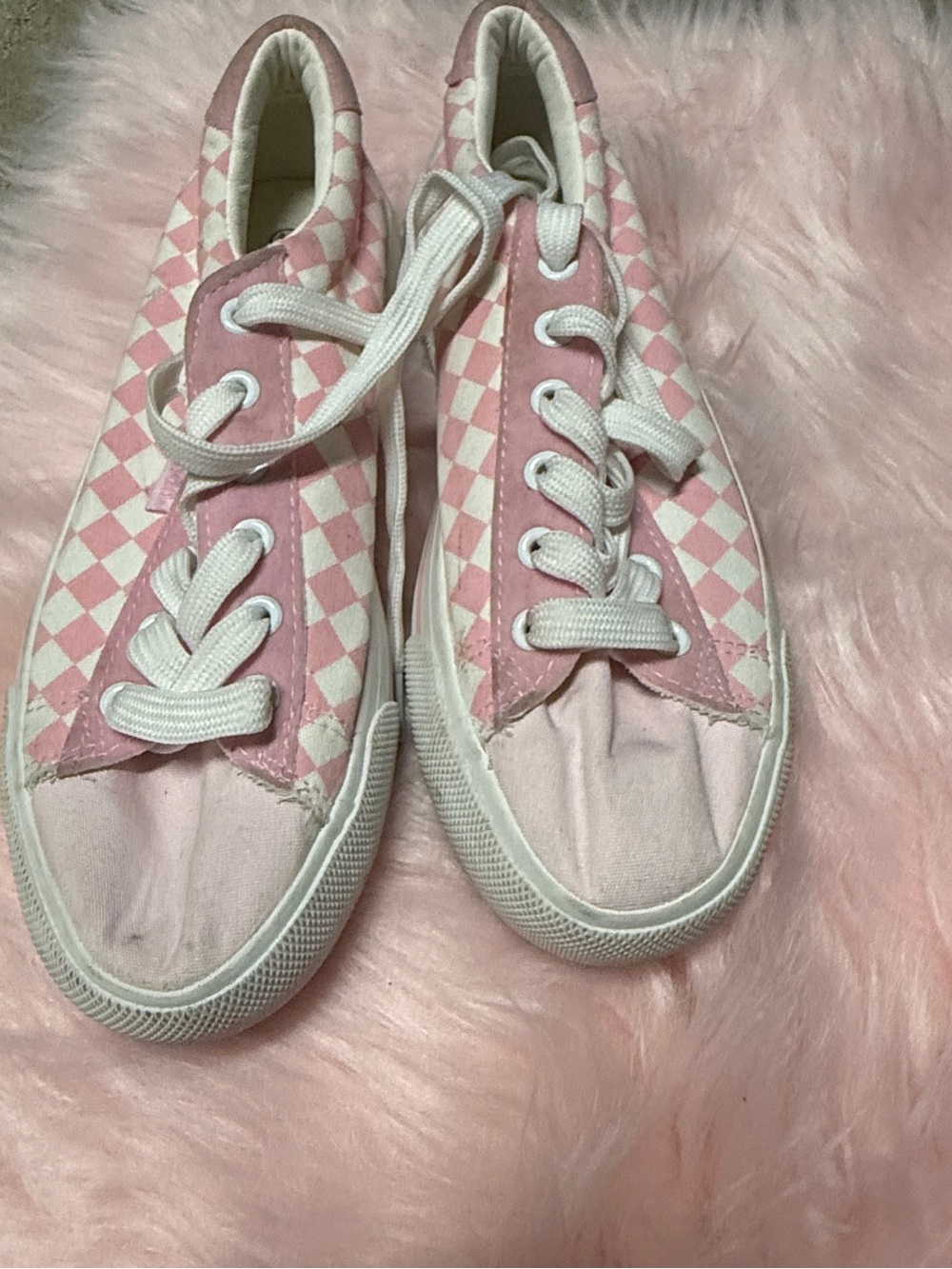 Mudd Womens Pink Checkerboard Canvas Sneakers